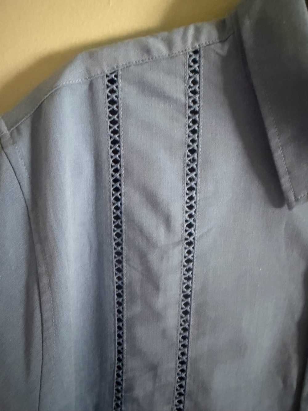 Coofandy Men's Blue Guayabera Openwork Detail Panels Cuban Short-Sleeve size XL - Picture 3 of 13